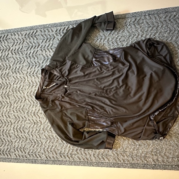 Garneau cycling top - Picture 3 of 3